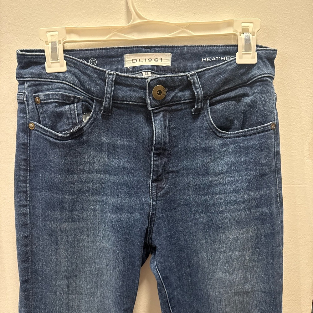 DL1961 Women's heather Flare Jeans in Blue - Picture 4 of 8